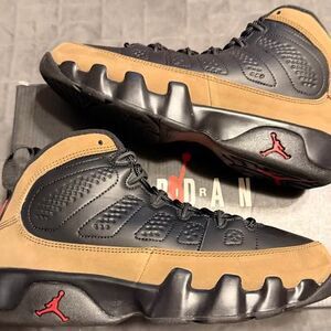 Air Jordan 9 Retro Olive GS Size 5.5Y